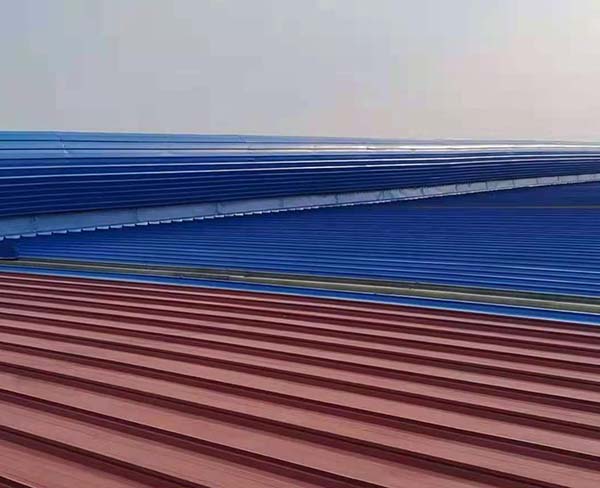 房蓋彩鋼瓦噴漆多少錢一平米？廠房舊彩鋼瓦噴漆多少錢一平米？